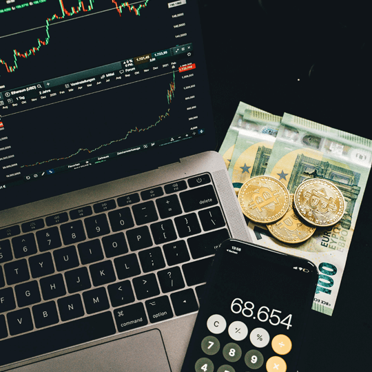 Finanzax equipo de expertos en criptoinversión